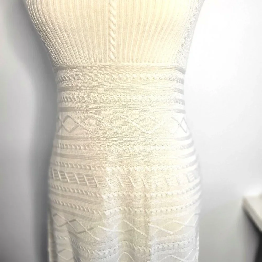 Cream Color Neutral Fine Knit Sweater Dress Women's Size Medium - Picture 6 of 13
